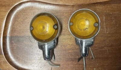 Señales de giro intermitentes Harley-Davidson con cabeza de pala perchas FLH OEM Foto 1 de 4