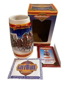 Budweiser Holiday Stein Century of Tradition 1999 CS389 con caja y certificado de autenticidad vintage - Imagen 1 de 7