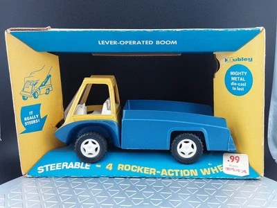 Camión de remolque Hubley 1969 Steerable Mighty Metal Falta brazo de remolque.  Foto 1 de 4