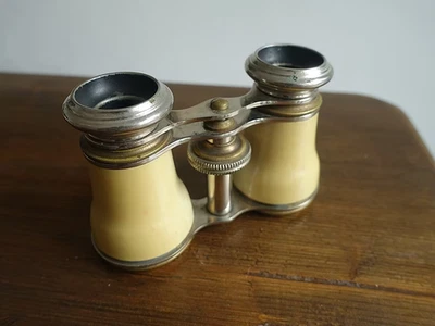 Opernglas Fernglas antik Fernstecher Fernrohr Vergrösserung Theaterglas vintage - Bild 1 von 4