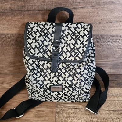 Tommy Hilfiger Mochila Bolso de Mano Negro Beige Logo Foto 1 de 4