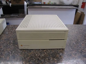 Vintage 1988 Genuine Apple Macintosh IIcx M5650 Computer w/ 1989 Quantum HDD - Picture 1 of 19