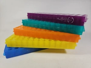 Lote de 5 Estantes Tubo Laboratorio 60 Pozos Polipropileno Colores Surtidos Usados - Imagen 1 de 4