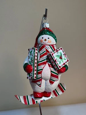 Muñeco de nieve Patricia Breen LAAX rayas rojas y verdes 2019 Foto 1 de 2