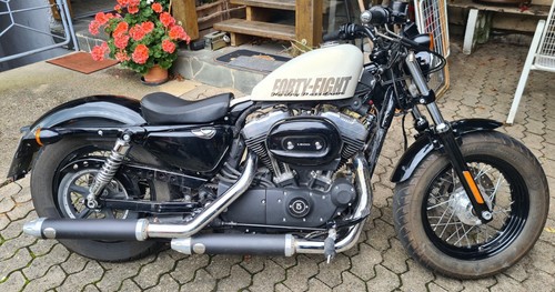 Bild 1 von 13