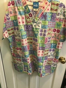 Women’s Scrub Top - Picture 1 of 5