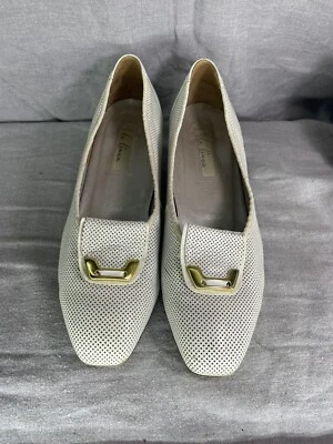 La Linea Hassia Gina white pump sz 9.5 - Image 1 of 4