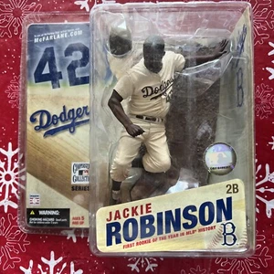 ✅ McFarlane - Jackie Robinson - Cooperstown Collection Series 3 Variant UNOPENED - Picture 1 of 7