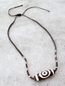 POWERFUL! Vintage Tharu Tibet Tibetan Dzi Shaman Amulet Necklace - Picture 1 of 3