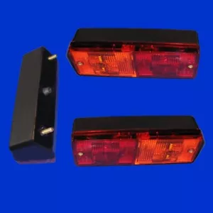 2 St Rücklicht für Massey Ferguson 100 + 200 Serie links + rechts Rückleuchte, - Bild 1 von 4