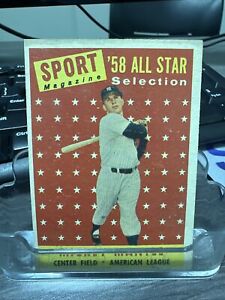1958 Topps Sport Magazine '58 All Star Selection #487 Mickey Mantle - No Creases