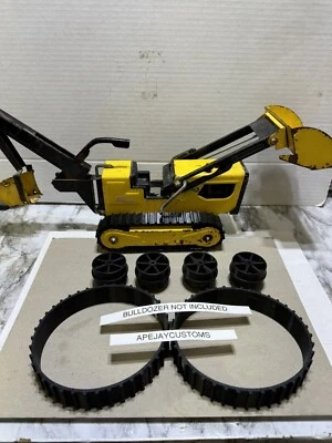 1 new pair of tracks and 4 wheels to fit Tonka T-6  Bulldozer - Image 1 of 4