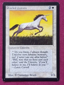 Magic The Gathering LIMITED EDITION BETA PEARLED UNICORN white card MTG - Picture 1 of 2