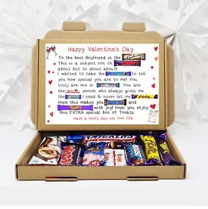 Personalisierte Valentinstag Schokolade Geschenk Leckerbissen Korb Umarmung in einer Schachtel Er Ihr Gedicht - Bild 1 von 9