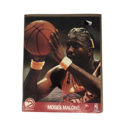 Moses Malone Houston Rockets NBA 1990 NBA Hoops UNOPENED Action Photo - Image 1 of 4