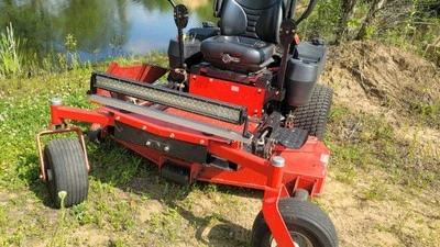Cortacésped Gravely Pro 260 60" Foto 1 de 4