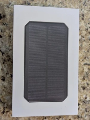 Solgaard Solar Juicepack IPX7 Impermeable Portátil 15.600 mAh Carga de Batería Foto 1 de 4