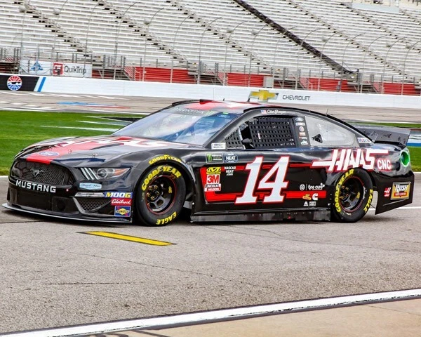 FOTO BRILLANTE #1 CLINT BOWYER #14 HAAS FORD CARRERAS EN PISTA 8X10 Foto 1 de 1