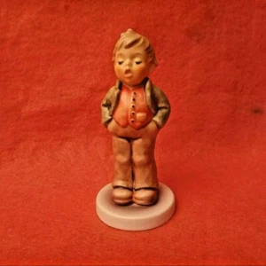 M.I. HUMMEL Club 2005-2006 Goebel 848 - Steadfast Soprano Boy Figurine 2002 #2 - Picture 1 of 7