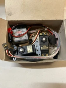 Robbe 3D Gyro 8055 + diverse Servo Futaba Konvolut SET gebraucht #F1 - Bild 1 von 4