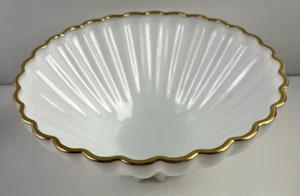 1950's Fire King Milk Glass Gold Trimmed Scalloped Bowl Vintage 11” Wide - Imagen 1 de 9