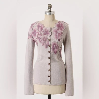 Anthropologie Precious Peony Floral Embellecimiento Cárdigan Suéter Cachemira Conejo S Foto 1 de 4
