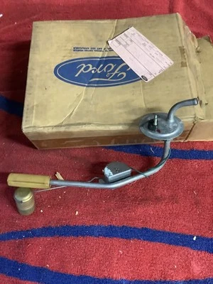 Unidad de envío de tanque de combustible Lincoln Continental 1971-74 460ci D1AZ-9275-F como nuevo de lote Foto 1 de 4