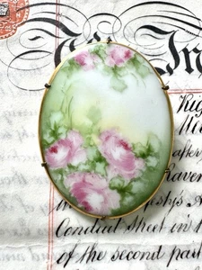 Vintage Hand-Painted Porcelain Oval Brooch Pin Pretty Pink Rose Design - Picture 1 of 24