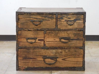 Cofre de armazenamento japonês pequeno antigo Tansu Dansu madeira feito à mão - Imagem 1 de 4