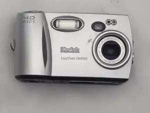 Kodak Easyshare DX4900 4.0 megapixel Digital Camera - Parts or repair - Picture 1 of 3