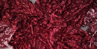 Винтажная эластичная ткань C Forrest красный бархат с цветочным рисунком 3,9 ярда - Изображение 1 из 4