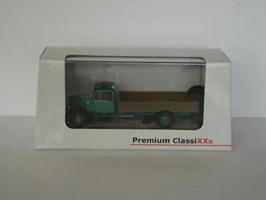 Mercedes-Benz L3000 dropside, green - Lim. 500 - 1:43 - Premium ClassiXXs 12651 - Picture 1 of 2