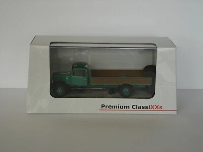 Mercedes-Benz L3000 dropside, green - Lim. 500 - 1:43 - Premium ClassiXXs 12651 - Image 1 of 2