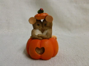 Charming Tails Pumpkin I Love It When We See Eye To Eye 4046782 Herbst Maus - Bild 1 von 6