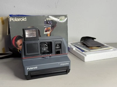 Macchina fotografica istantanea Polaroid Impulse 600 Plus vintage NON TESTATA - Immagine 1 di 4