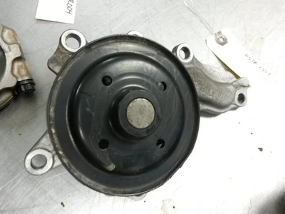 Bomba de refrigerante de agua Toyota Rav4 2.5 1610009515 2011 Foto 1 de 4