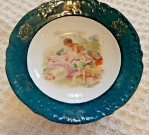 SERVING PLATE DEEP 23CM GOOD USED CONDITION VINTAGE GREAT FOR DRINKSAND DESSERTS - Picture 1 of 3