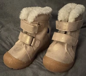 Cat & Jack Toddler Girls Winter Boots Size 6 Eli Faux Fur Pink Rose Gold Pink - Picture 1 of 8