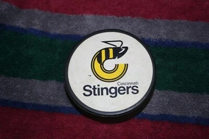 1975-79 Cincinnati Stingers offizieller Hockeypuck - Bild 1 von 2