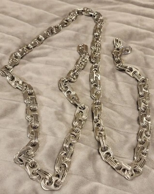 Pestañas de tracción de aluminio de 5' Pestañas de lata "PESTAÑAS PEQUEÑAS" Cadena de plata continua de 5 pies de largo Foto 1 de 4