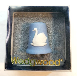 Vintage Wedgewood England Blue White Jasperware Thimble Swan Design Original Box - Picture 1 of 7