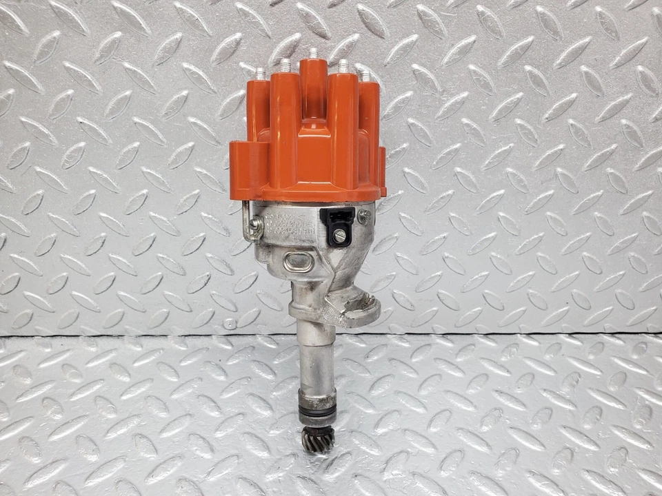 ⚙45385⚙ Mercedes-Benz 280E Ignition Distributor Bosch 0031580901 0237306045 - Image 1 of 4