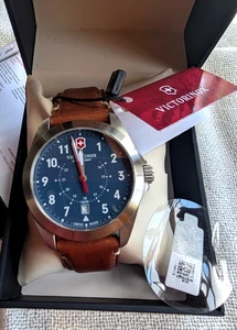 New Victorinox Swiss Army Heritage Quartz Blue Dial Brown Men's Watch 241964 - Picture 1 of 21