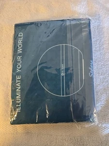 Panno autoadesivo Olight Magic | Swag | Nuovo in borsa, mai aperto.  - Foto 1 di 3