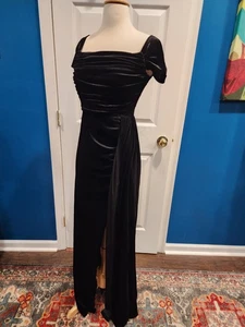 Me The Code,  Black Velvet Maxi Dress Stretch Sz XS Formal Gown - Picture 1 of 7