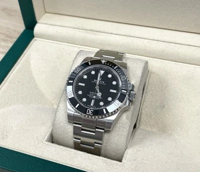 RELOJ DEPORTIVO ROLEX SUBMARINER SIN FECHA 114060 ACERO INOXIDABLE CON CAJA 40MM Foto 1 de 4