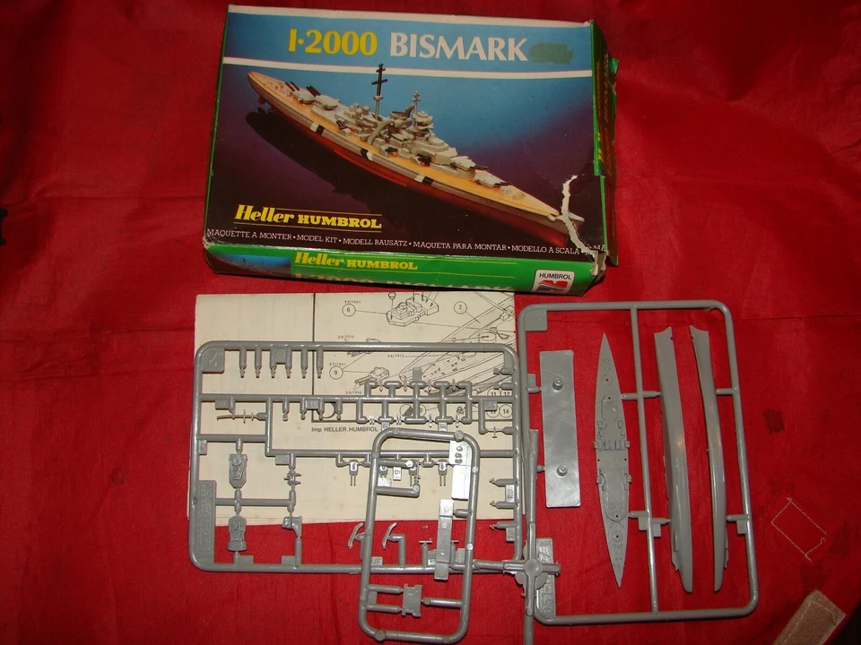 HELLER MAQUETTE CUIRASSE BATEAU BISMARK 1/2000 BOITE 80051 - Photo 1/1