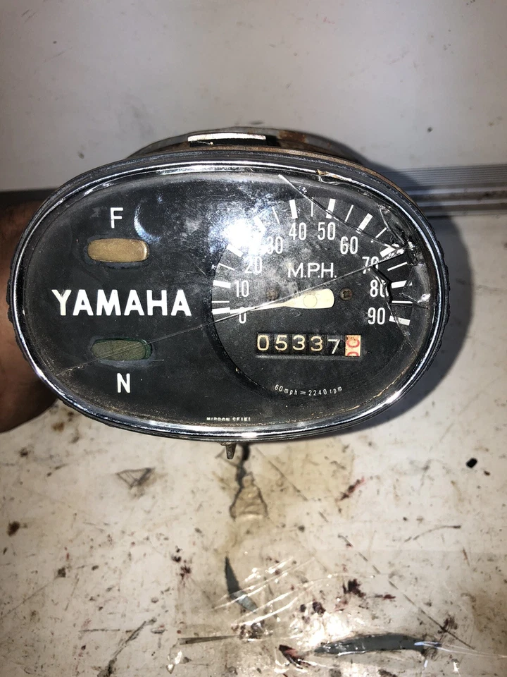 Yamaha YL1 1965 Twin Jet 100. Velocímetro velocímetro cucharón de faros Foto 1 de 4