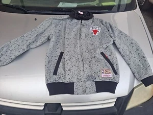 CHAQUETA RARA NBA MITCHELL & NESS CHICAGO BULLS 52 (2XL) CEMENTO JORDAN NEGRA GRIS - Imagen 1 de 12