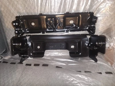 Soportes de montaje de asiento de salto para camioneta Ford Super Duty F250 F350 2017-2025 con pernos Foto 1 de 4